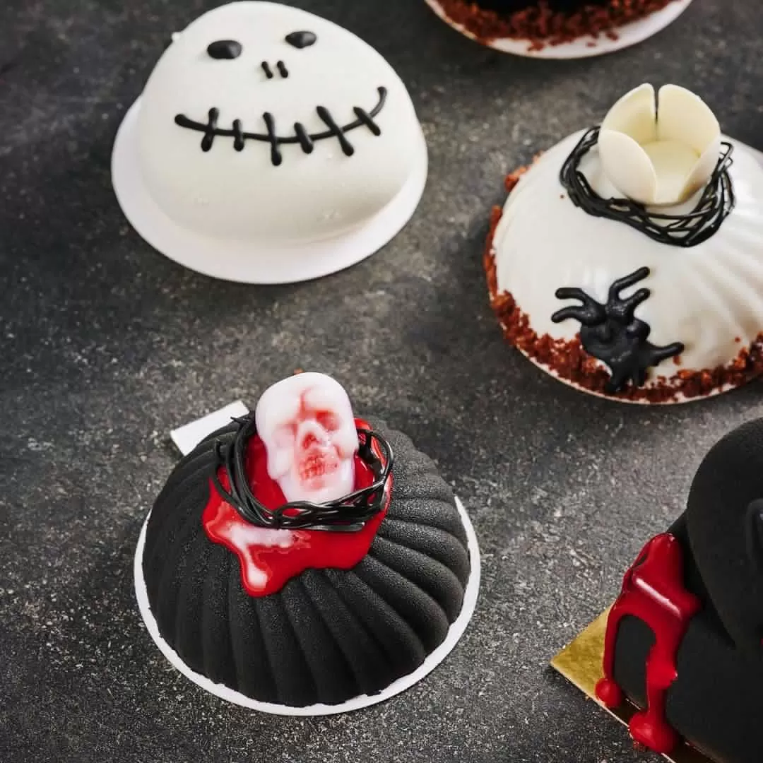 Смотрите, какие крутые пирожные к Хэллоуину появятся в минской пекарне!