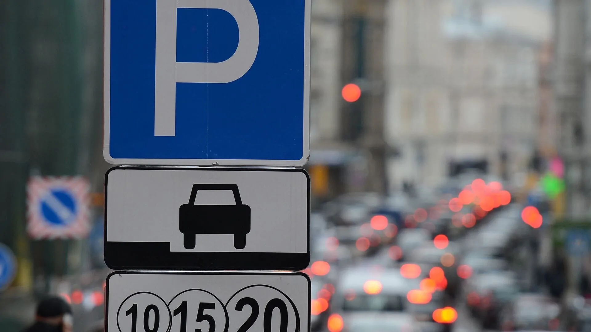 В Минске станет больше платных парковок. Где их собираются ввести?